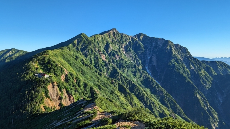 劔に槍に富士山まで見えた2泊3日の鹿島槍ヶ岳登山記【種池山荘テント泊