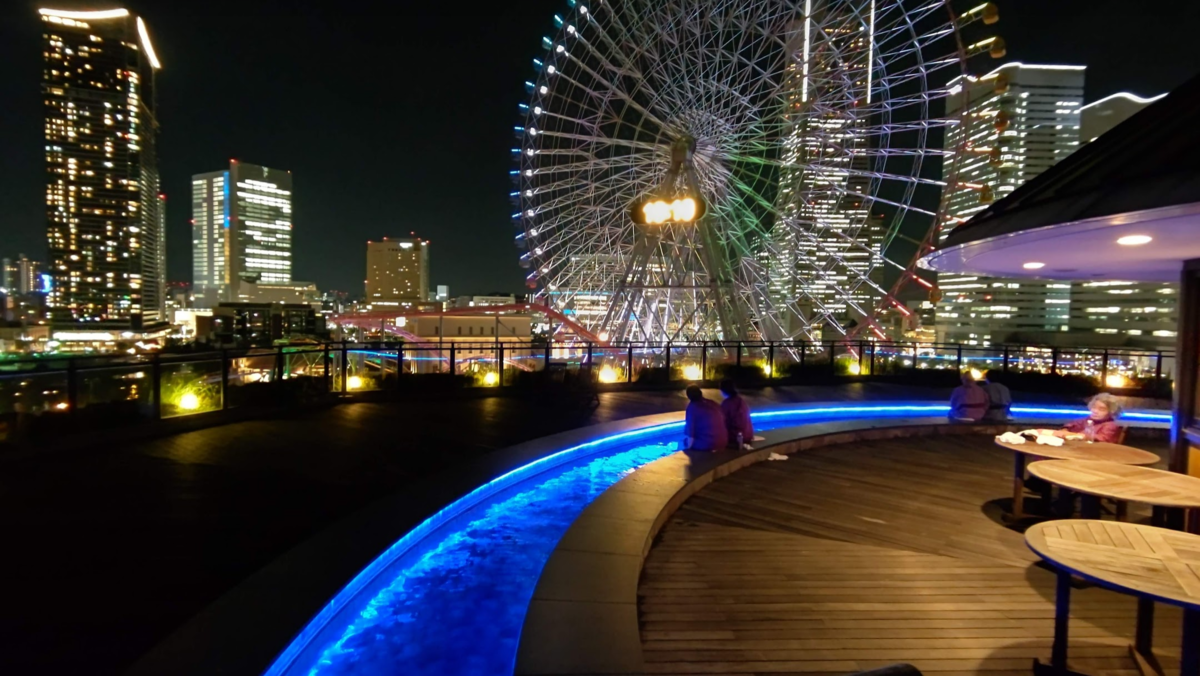 みなとみらい 万葉 の 湯