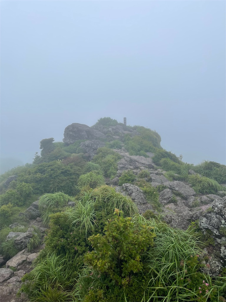 雲仙普賢岳の山頂標柱
