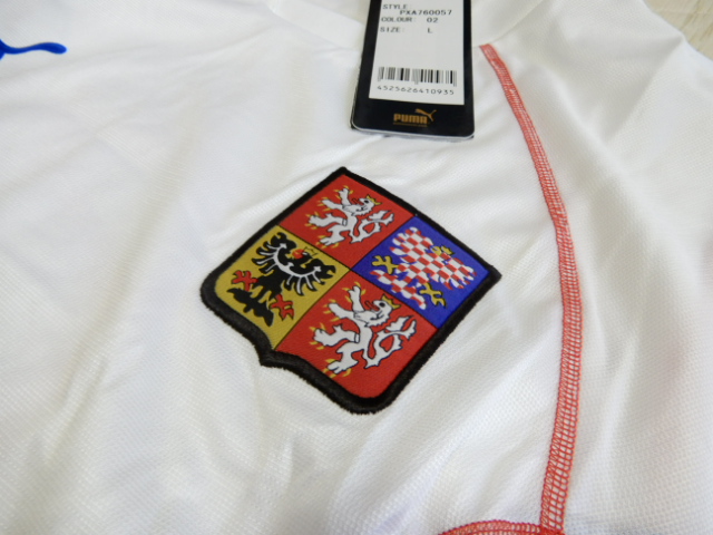 ユニフォーム 686枚目 チェコ代表 2002-2003年 アウェイ用 半袖