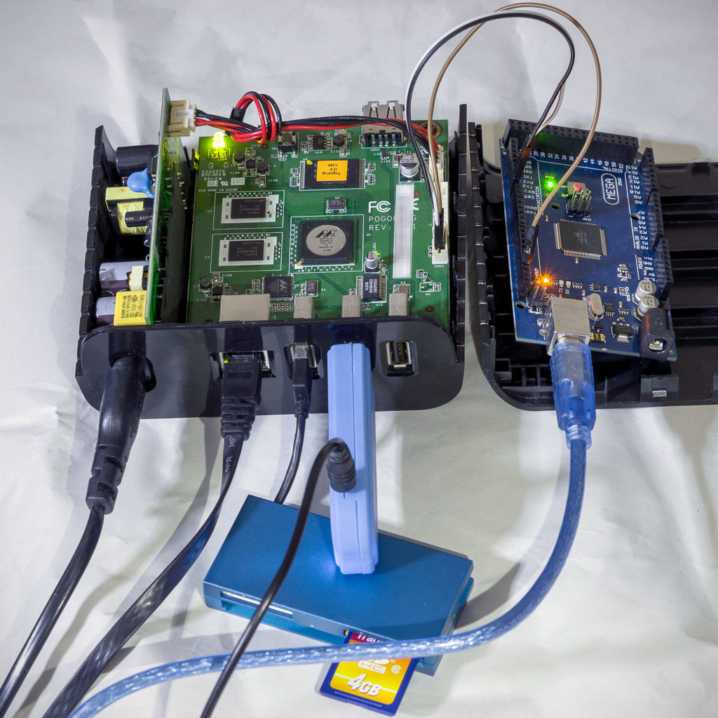 Pogoplug POGOE02にLinuxを導入する 記憶は人なり