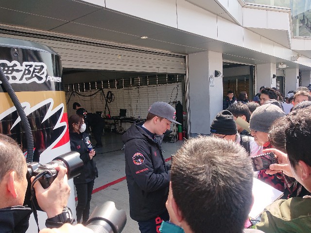 redbull_ダニエルティクトゥム