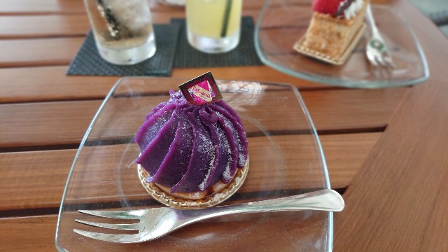 anaインターコンチネンタル万座ビーチ_オーシャンカフェ_紅芋タルト