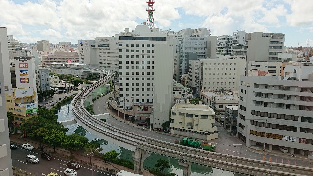 ゆいレール 県庁前駅 旭橋駅