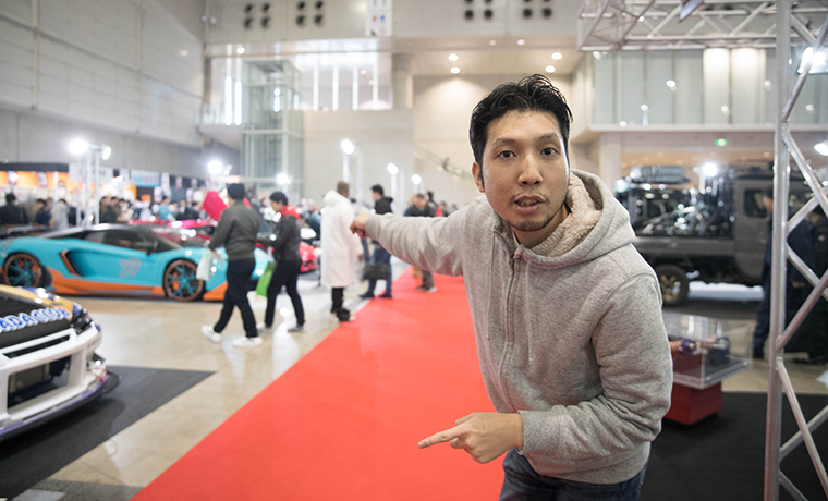 f:id:kaelife_editor1:20190111171929j:plain 紳さんが東京オートサロンの模様をお届けする画像です。