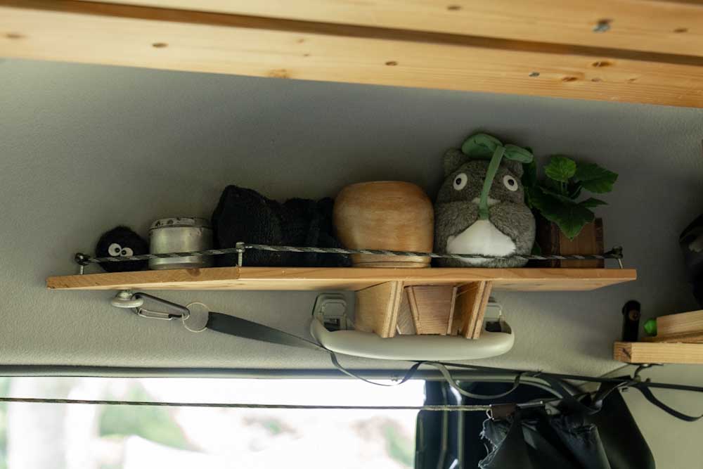 アシストグリップ収納