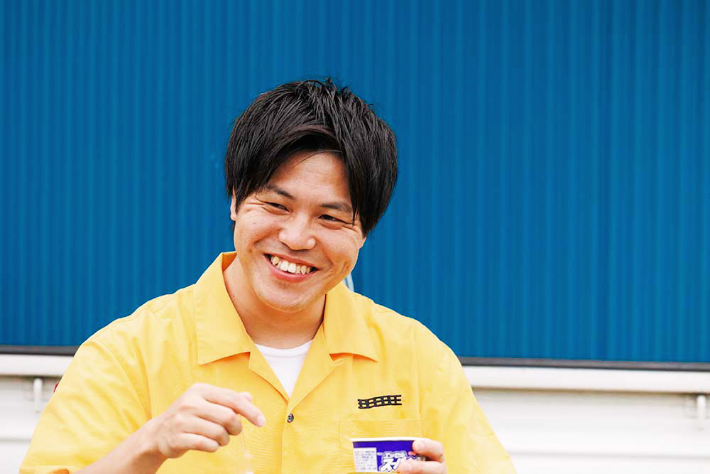 売れるまで続けます！ 軽トラ住みます芸人・はっしーはっぴーが語る車中泊生活 カエライフ ～ クルマとカスタムで暮らしをカエるーcustom 