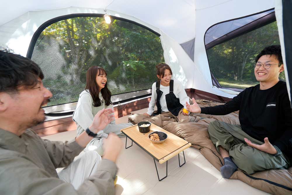 広々とした空間で大人４名が快適に過ごせるボーデンのインナーテント