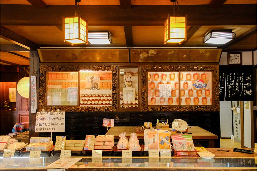 「高橋孫左衛門商店」の店内