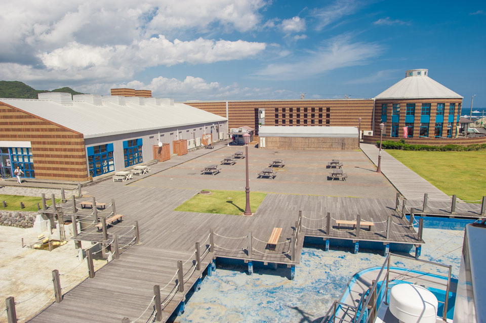 道の駅「ちくら・潮風王国」の外観