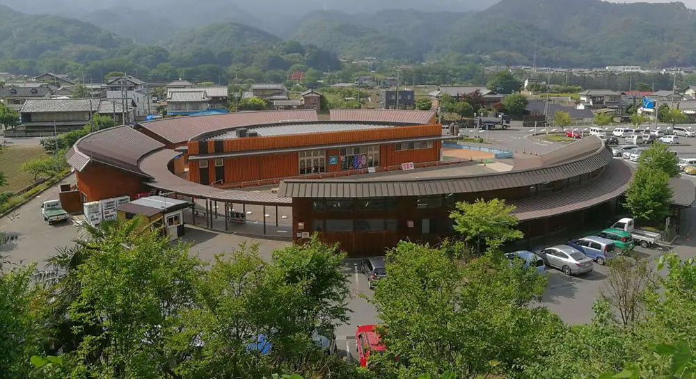 道の駅「しもにた」の外観