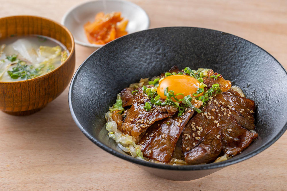 焼き牛めし定食