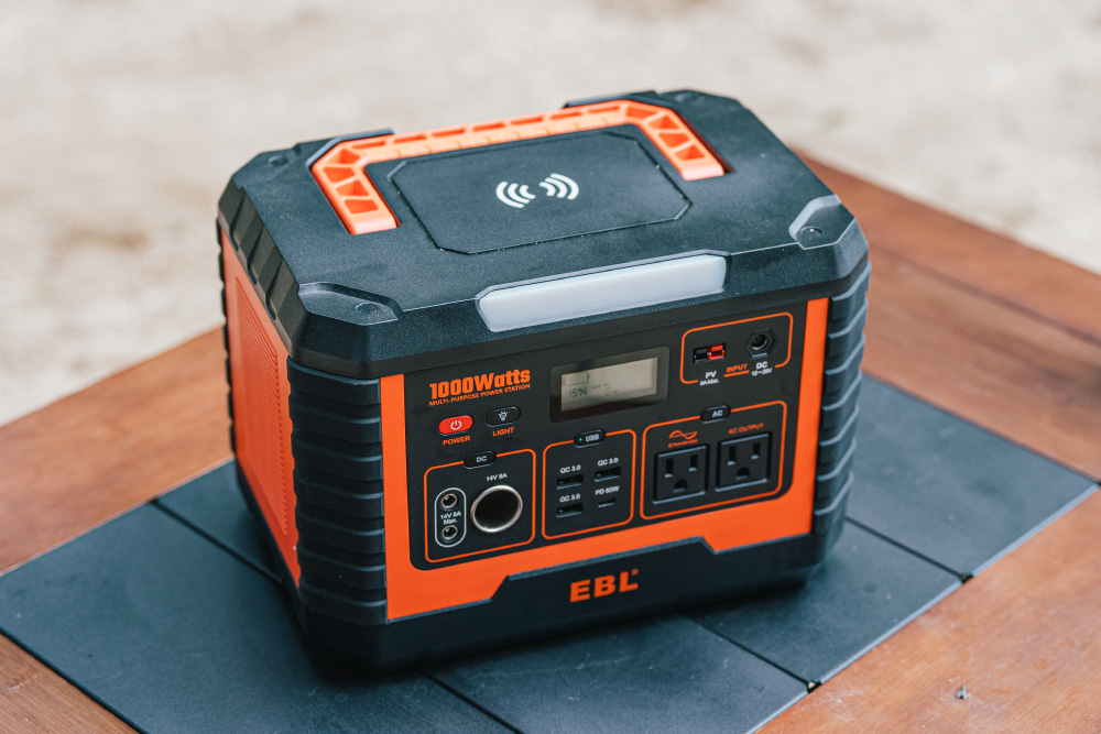 コンパクトな形状のEBLのポータブル電源(1000Ｗ)