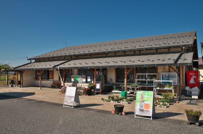 道の駅 せせらぎの里こうらの外観