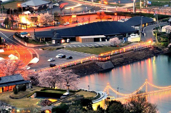道の駅 たからだの里さいたの外観