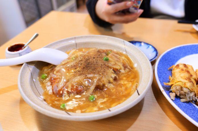 「中華処 楊」の中華風カツ丼