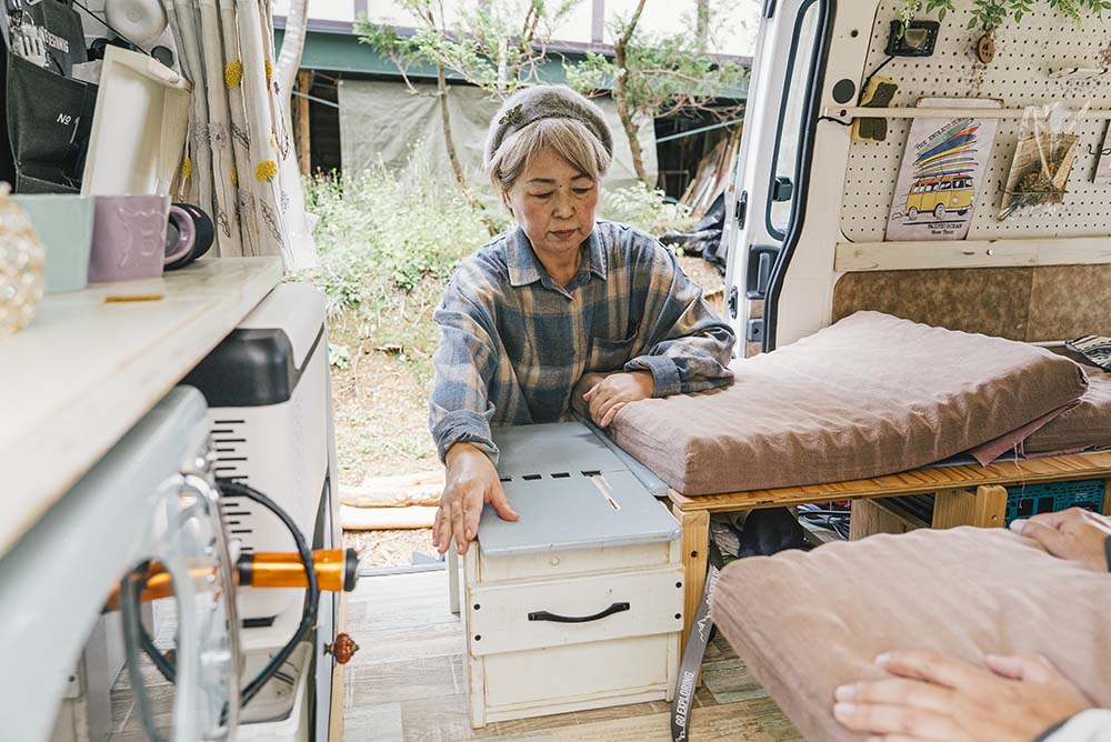 身長に合わせて延長できるベッド構造