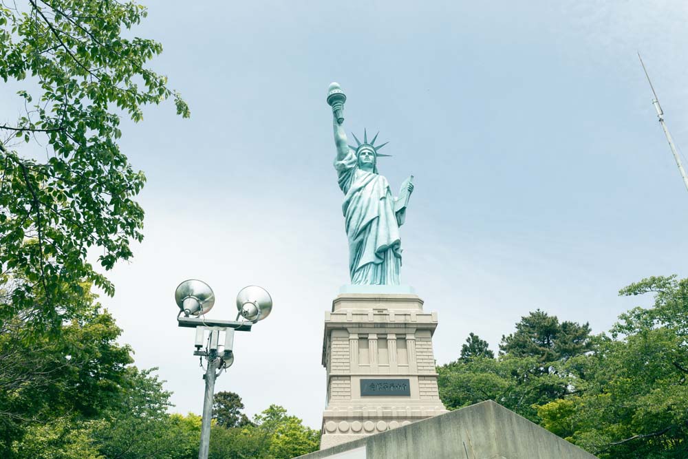 いちょう公園の自由の女神像