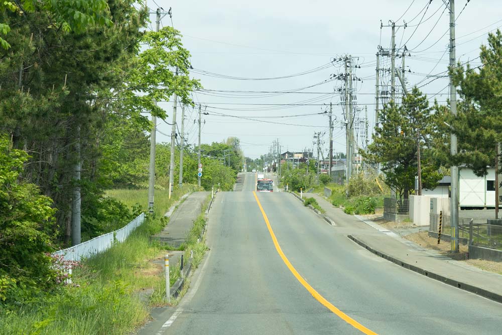 起伏のある道路