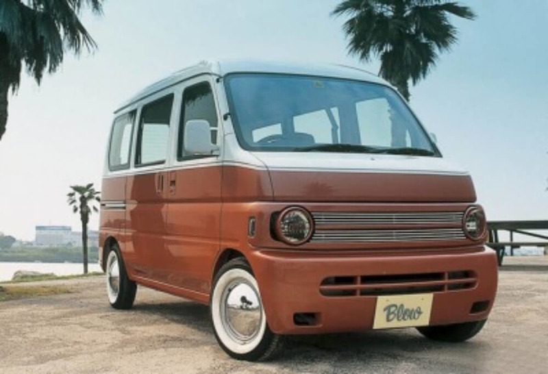 ブローのアメ車レトロカスタム。Honda・アクティバンがベースのキャルアクティバン