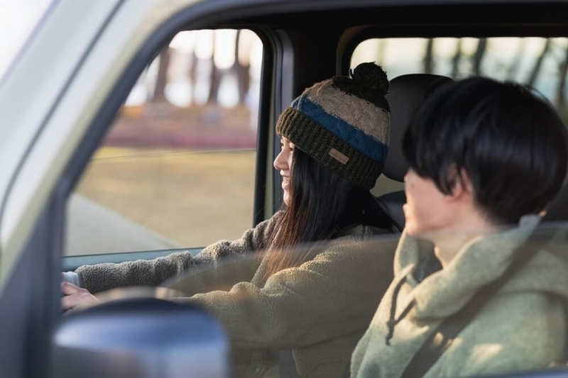 Hondaの軽自動車N-VANの運転イメージ写真