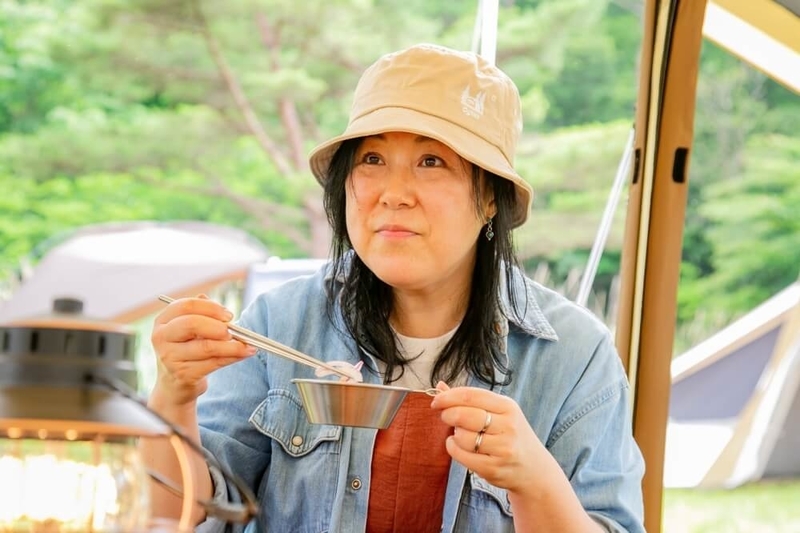 ogawaの最新テントについて語る齋藤さん