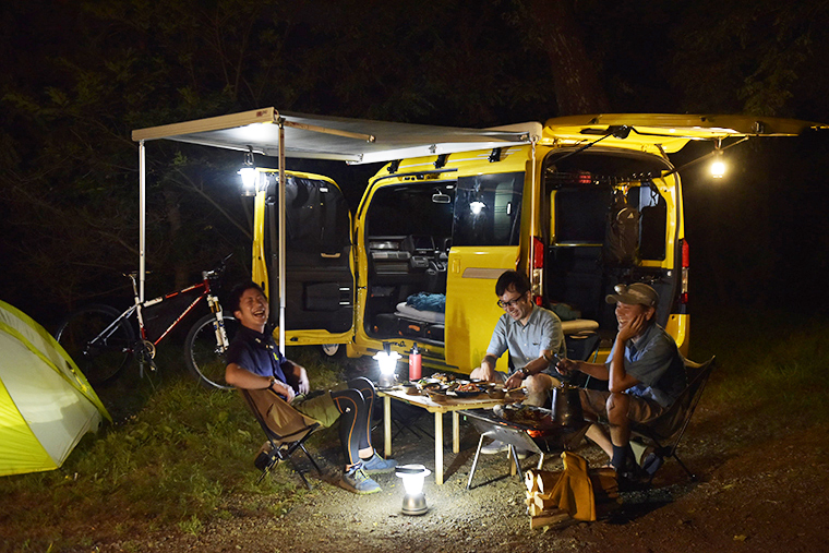 小雀先生とふたりのアウトドアビギナーの夜