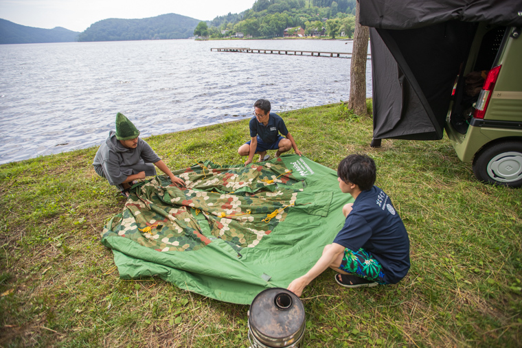 テントサウナ体験してみた 設置方法も解説 大自然の中で ととのう カエライフ クルマとカスタムで暮らしをカエるーcustom Enjoy Life