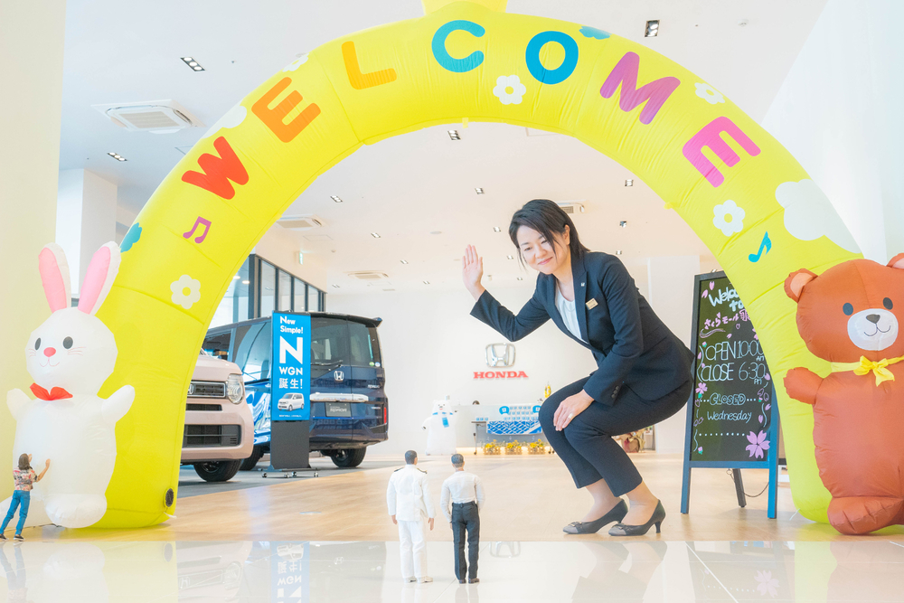 Honda Cars 東京西 さくらモール羽村店の比留間<br>店長。