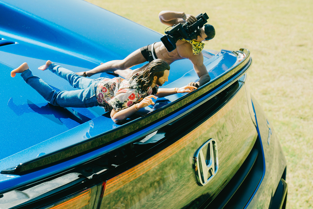 S660 Modulo Xのアクティブスポイラーの上にいるニコラスとヨシダさん