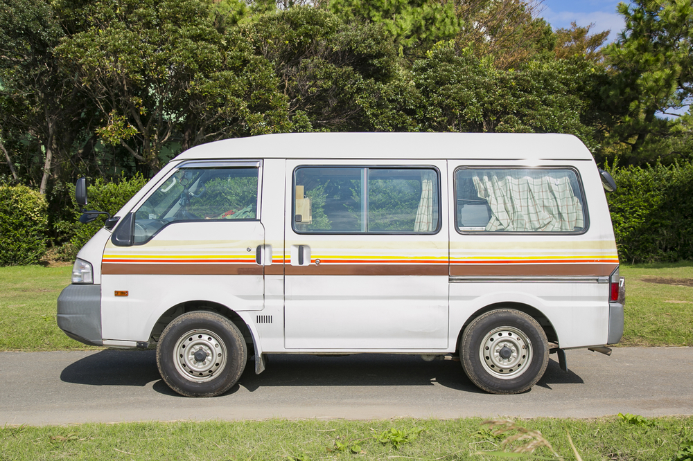 インスタグラマーのYURIEさんの愛車は日産バネット S21 型