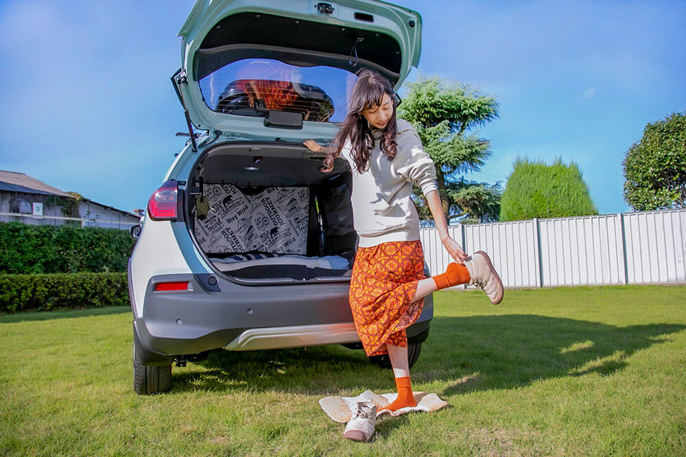 100均グッズで車中泊 フィットクロスターを車中泊仕様にカスタム カエライフ クルマとカスタムで暮らしをカエるーcustom Enjoy Life