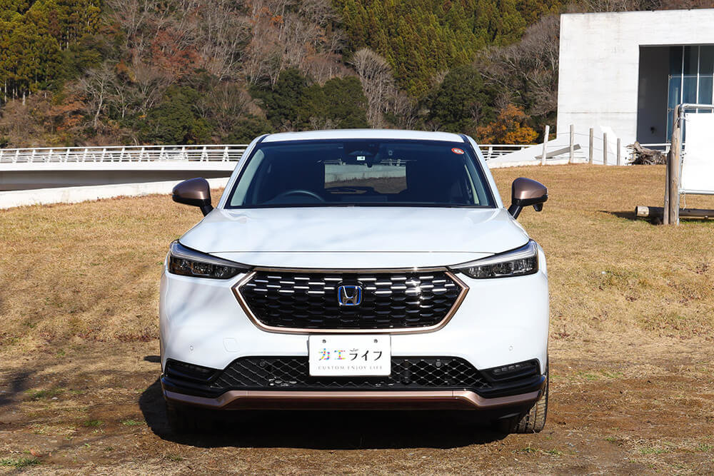 Honda VEZELの正面