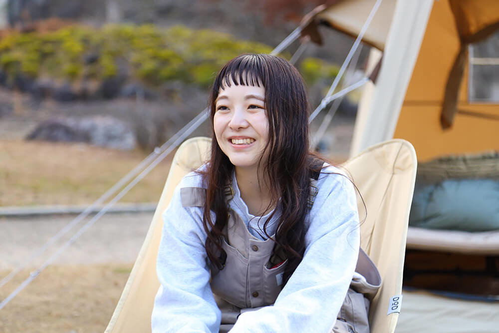 キャンプトークをするDODの辻さん