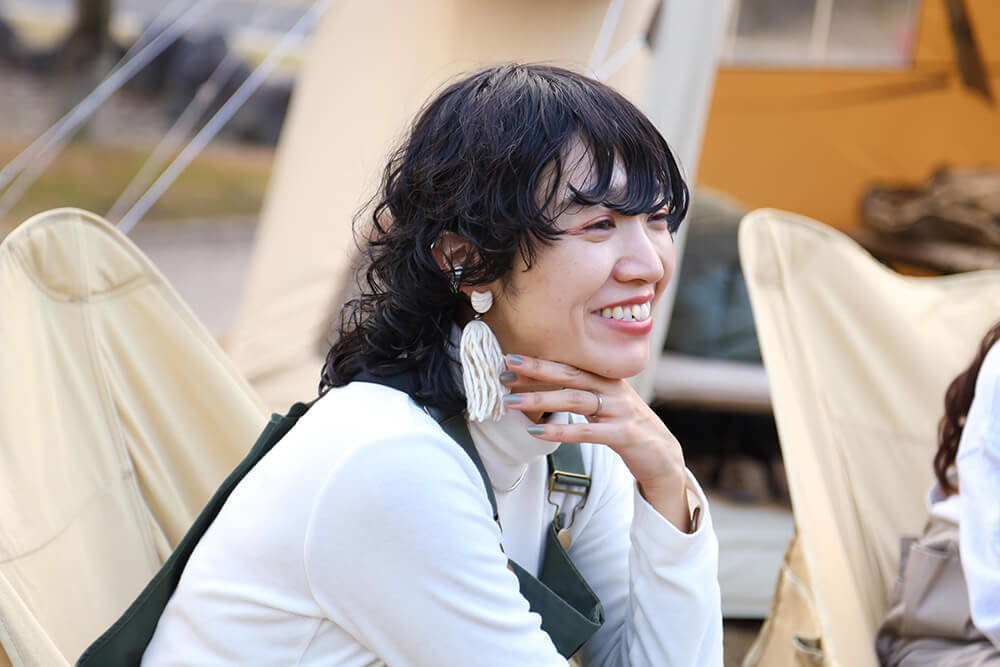 キャンプトーク中のDODの棚村さん