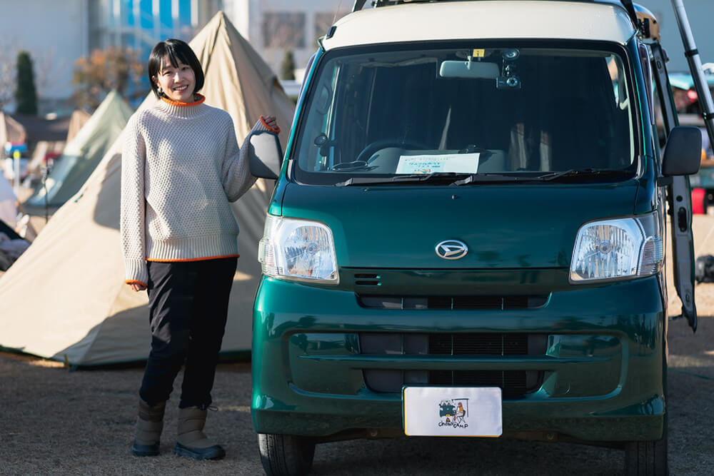ちょもかさんと愛車・ダイハツ ハイゼットカーゴ