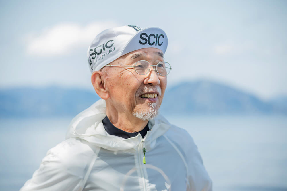 インタビューに答える中村さん