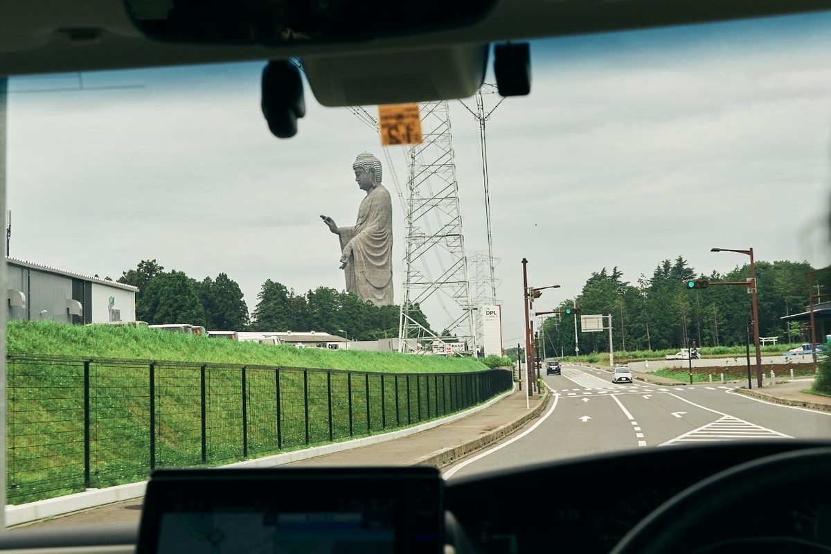 牛久大仏が見えてきた