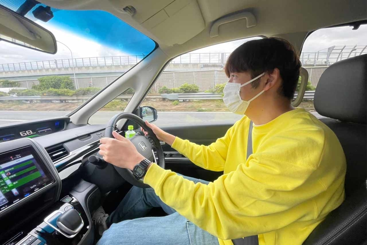 imaiさんの運転で富士サファリパークを目指す写真