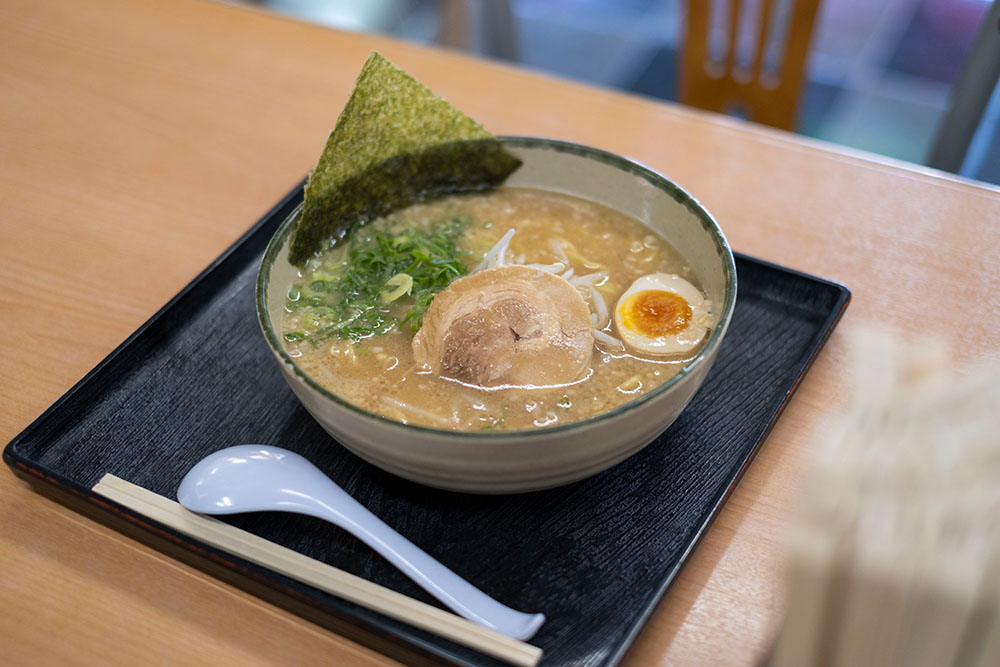 ゆにろーずにんたまラーメンのにんたま醤油ラーメン