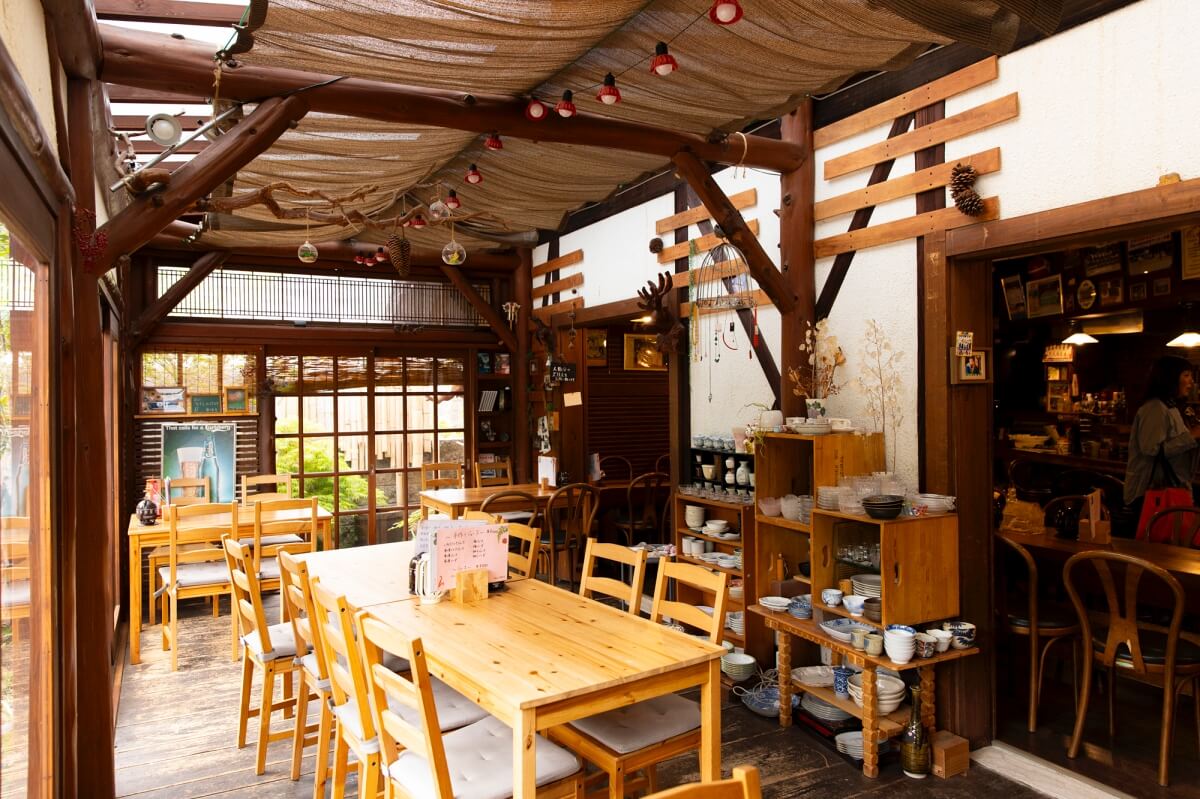 喫茶 山草の店内