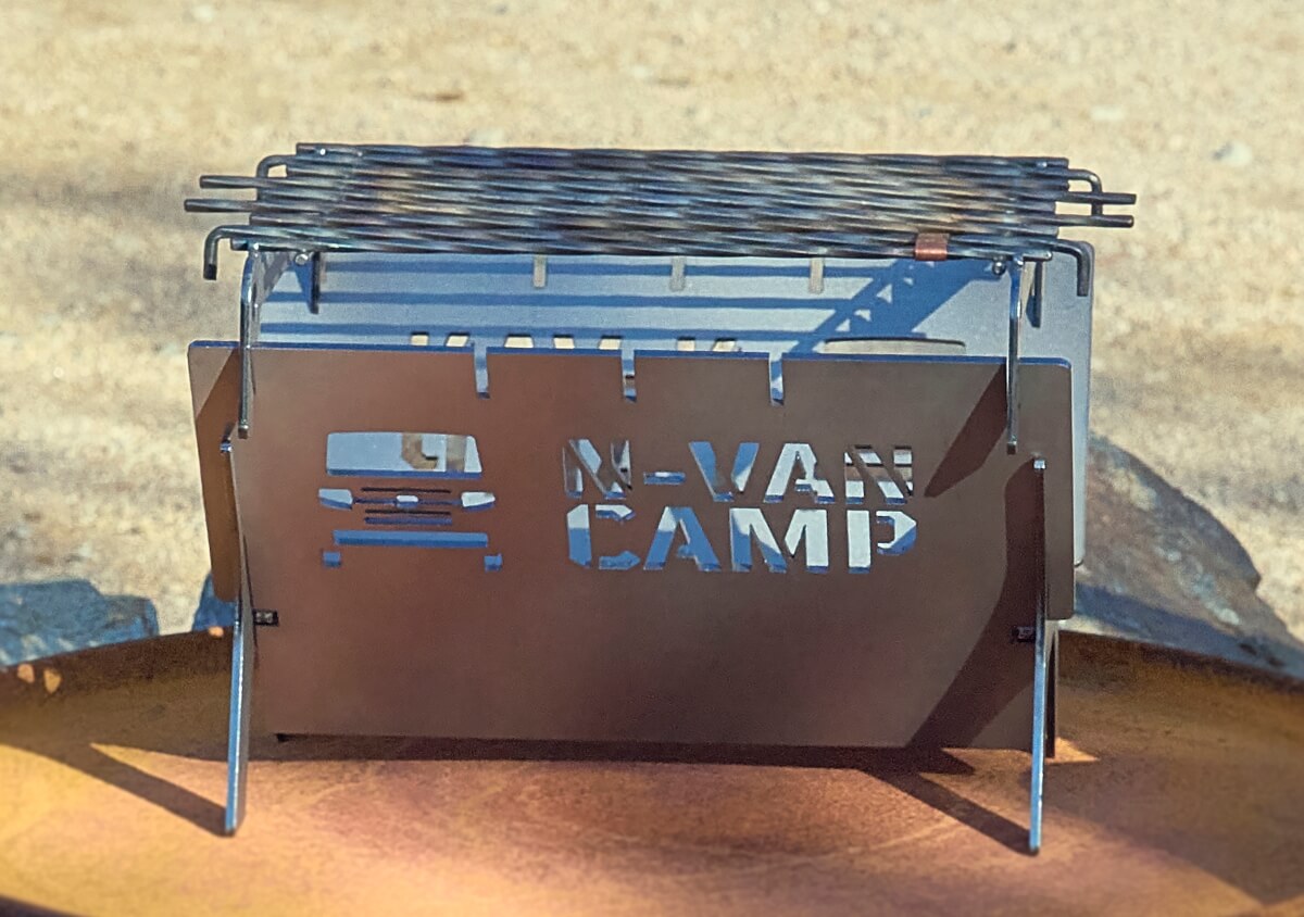 フジノハガネの焚き火台