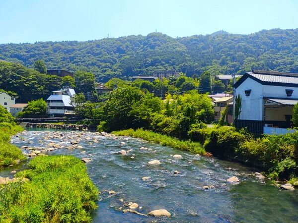 2024神奈川県箱根町旅行記ブログ・はつ花そば本店の近くにある湯本橋からの景色