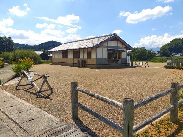 2024奈良県明日香村旅行記ブログ・ 飛鳥京跡苑池休憩舎