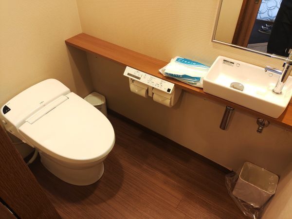 2024愛知県田原市・渥美半島宿泊記ブログ・伊良湖オーシャンリゾートのジュニアスイートのトイレ