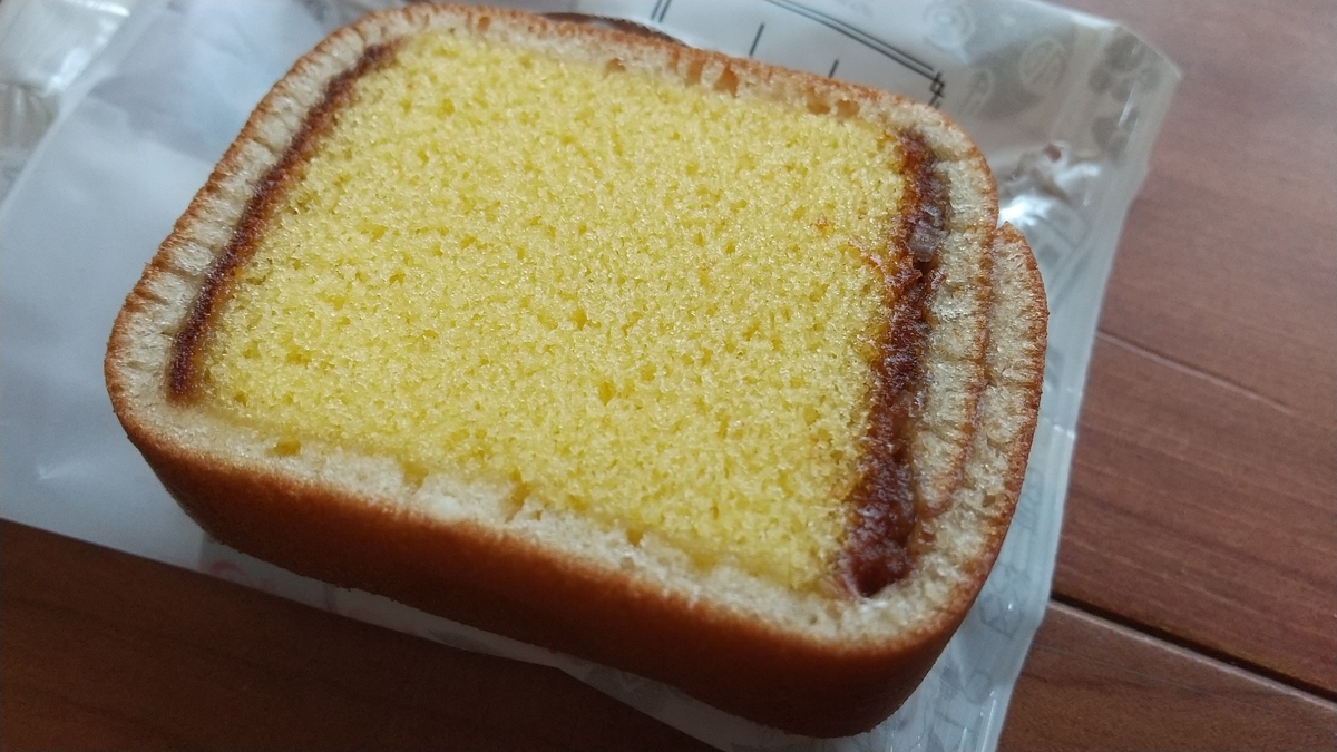 おっさんkが長崎の 文明堂総本店 カステラ巻き をほお張ろうとした 結果 Kaerumoney おっさんブログkaerumoney日記