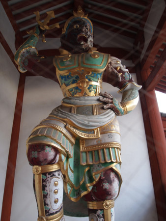 薬師寺の仁王像