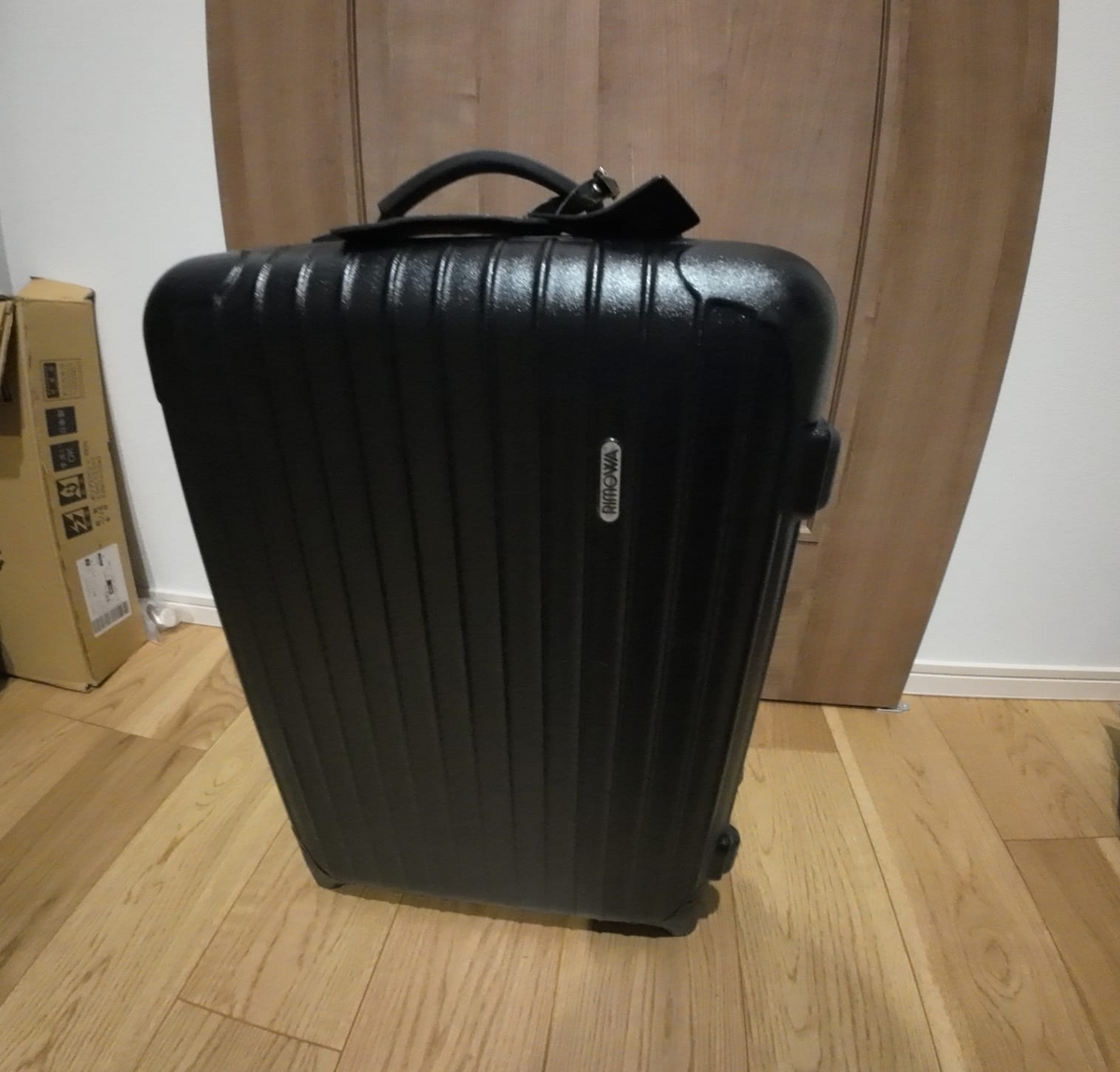 10泊以上 バッグ・小物・ブランド雑貨 【レンタル】スーツケース