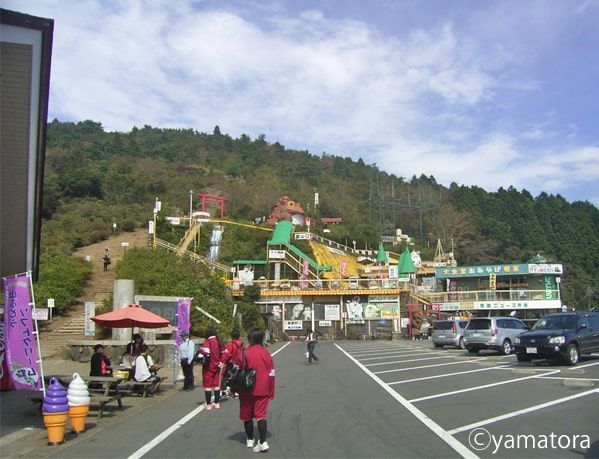 筑波山登山口の横にはガマランド