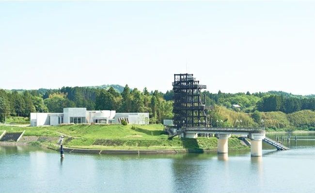 市原湖畔美術館全景